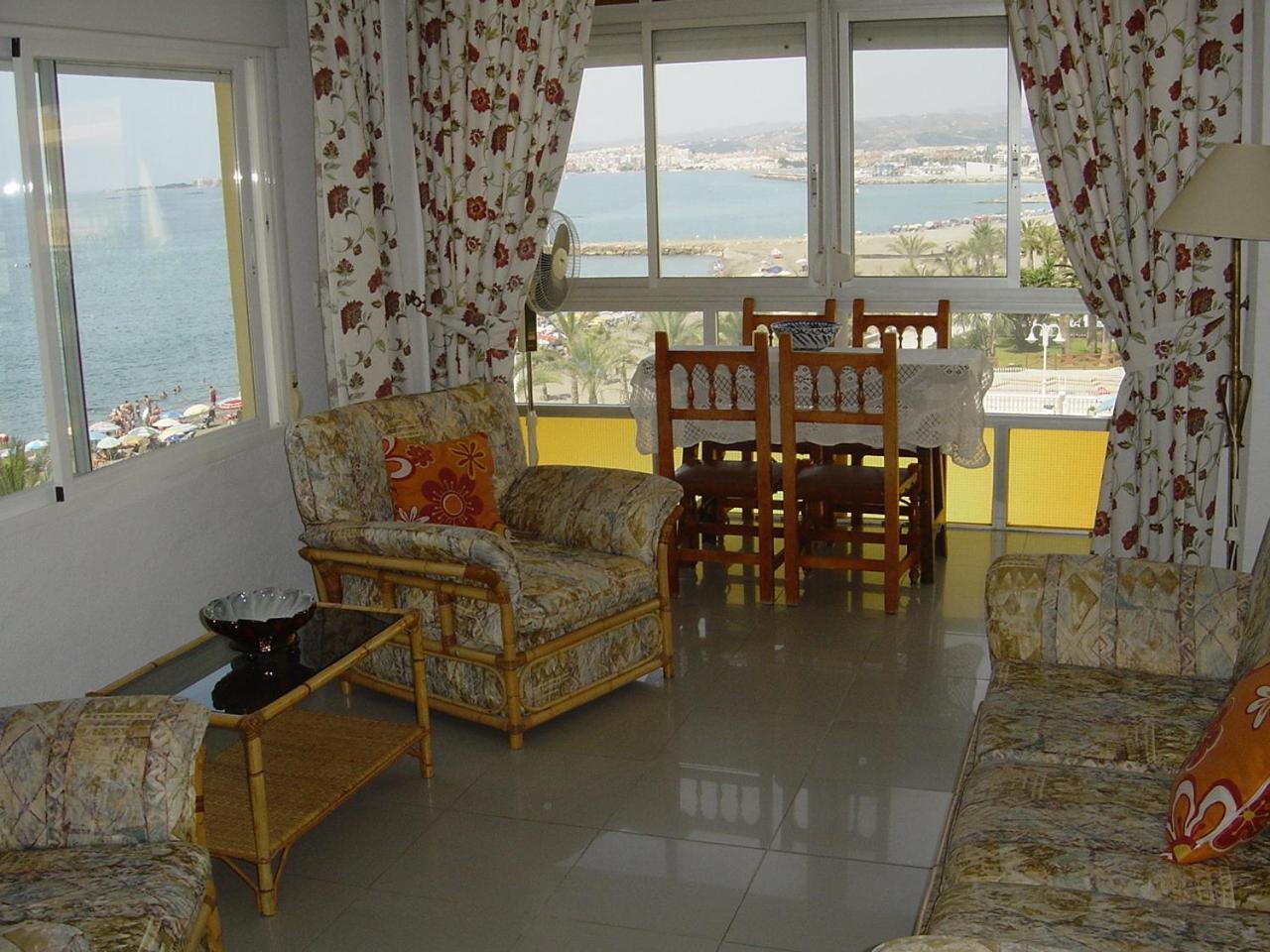 Apartamentos Intercentro Algarrobo-Costa Apartamentos Turisticos -Inmobiliaria Exterior photo